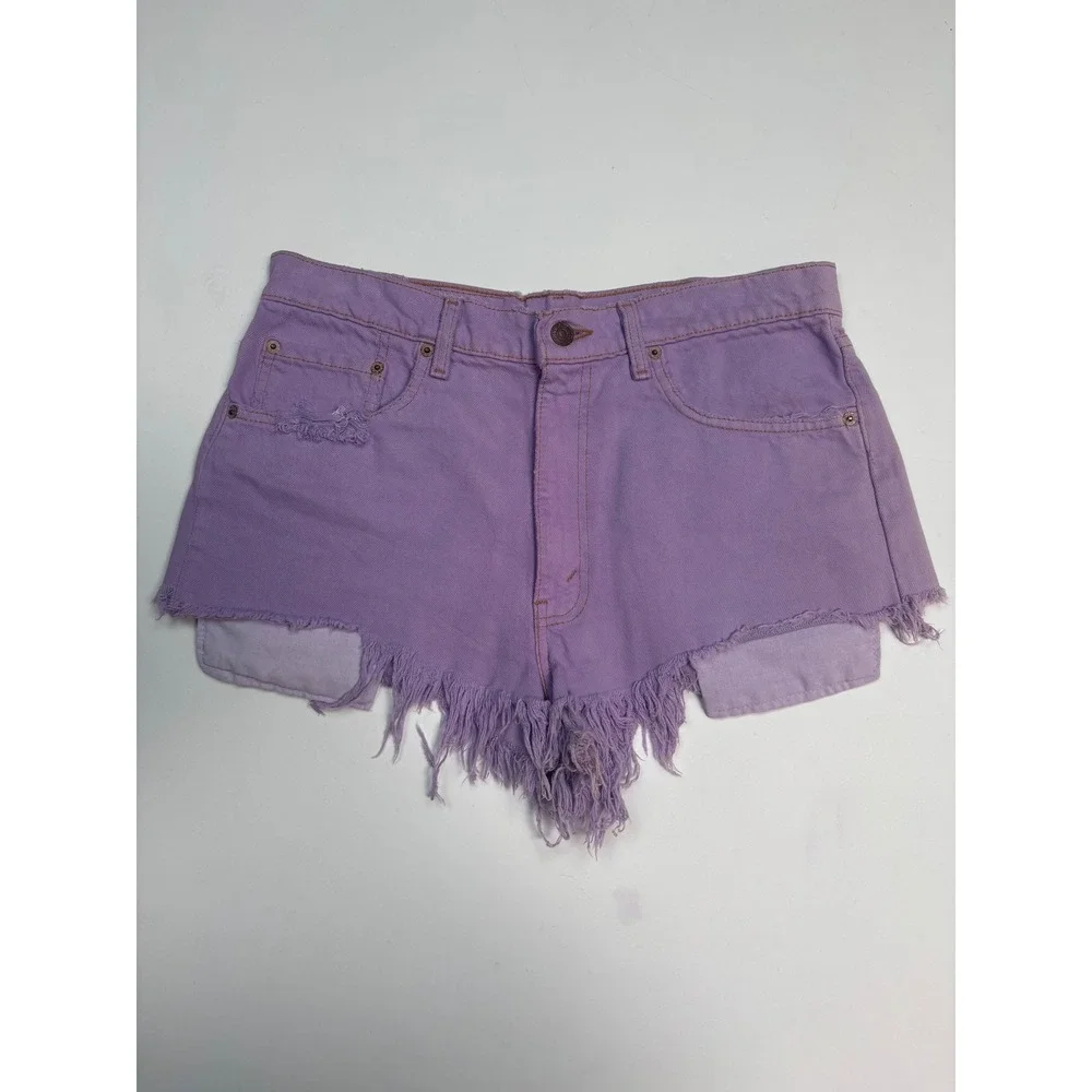 Vintage Levis 550 Purple Denim Cut Off Shorts High Waisted‎ Distressed W34